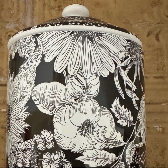 Liberty of London x Target Stoneware Canister - Picture 3 of 8